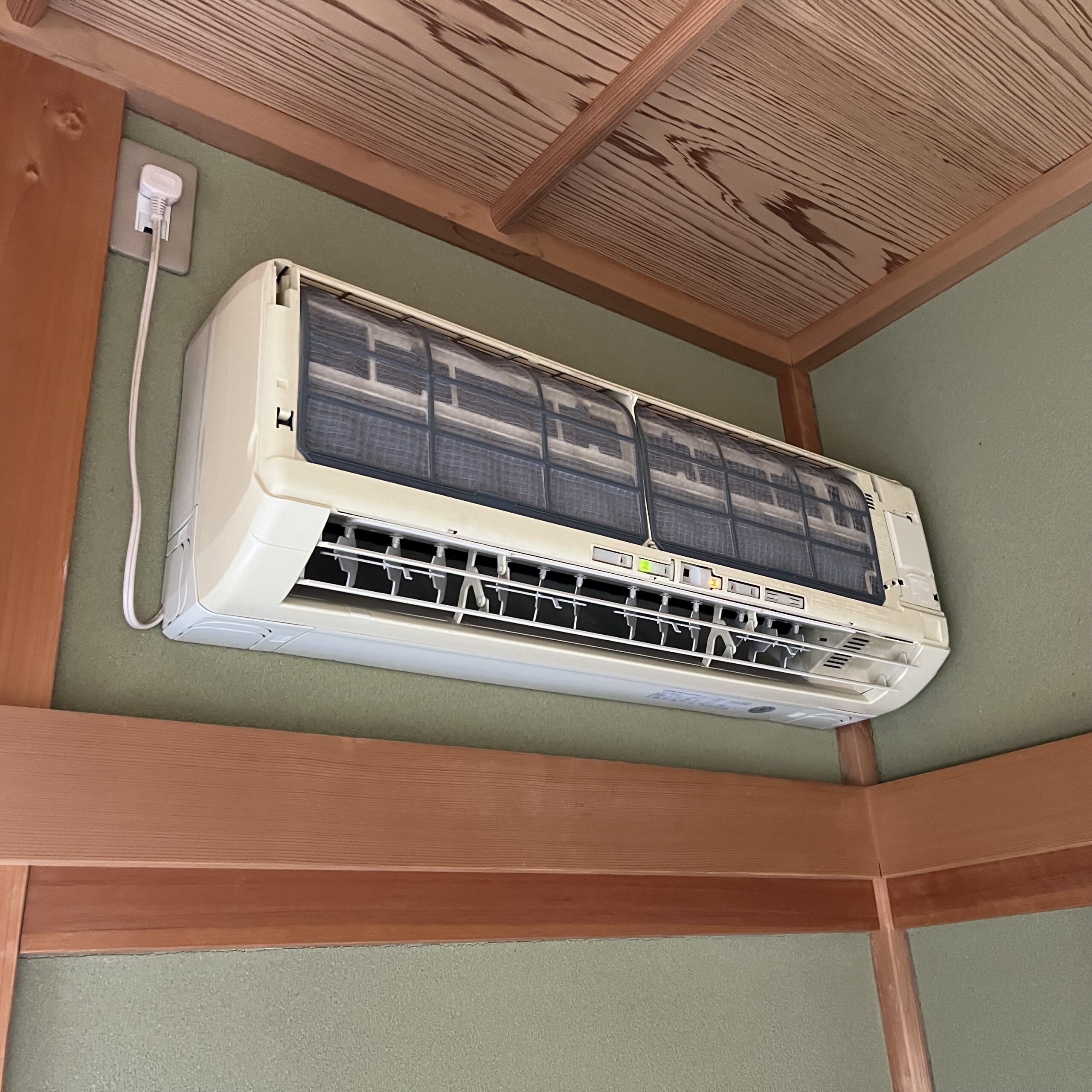 エアコン交換施工前
