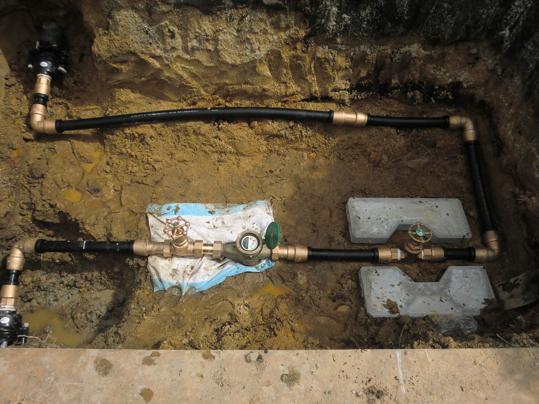 給水管引き込み工事の写真