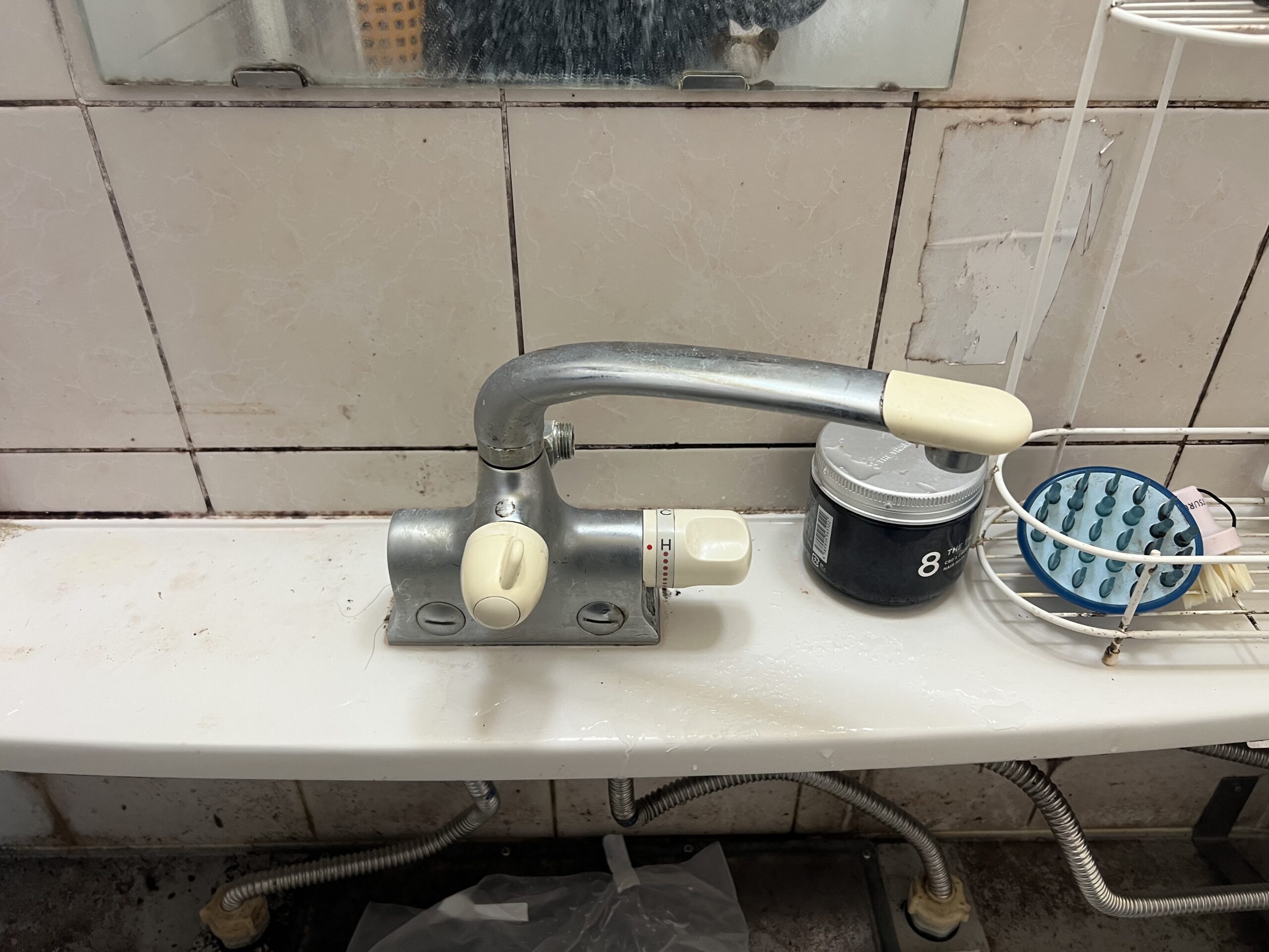 お湯が出なくなった浴室水栓の施工前写真