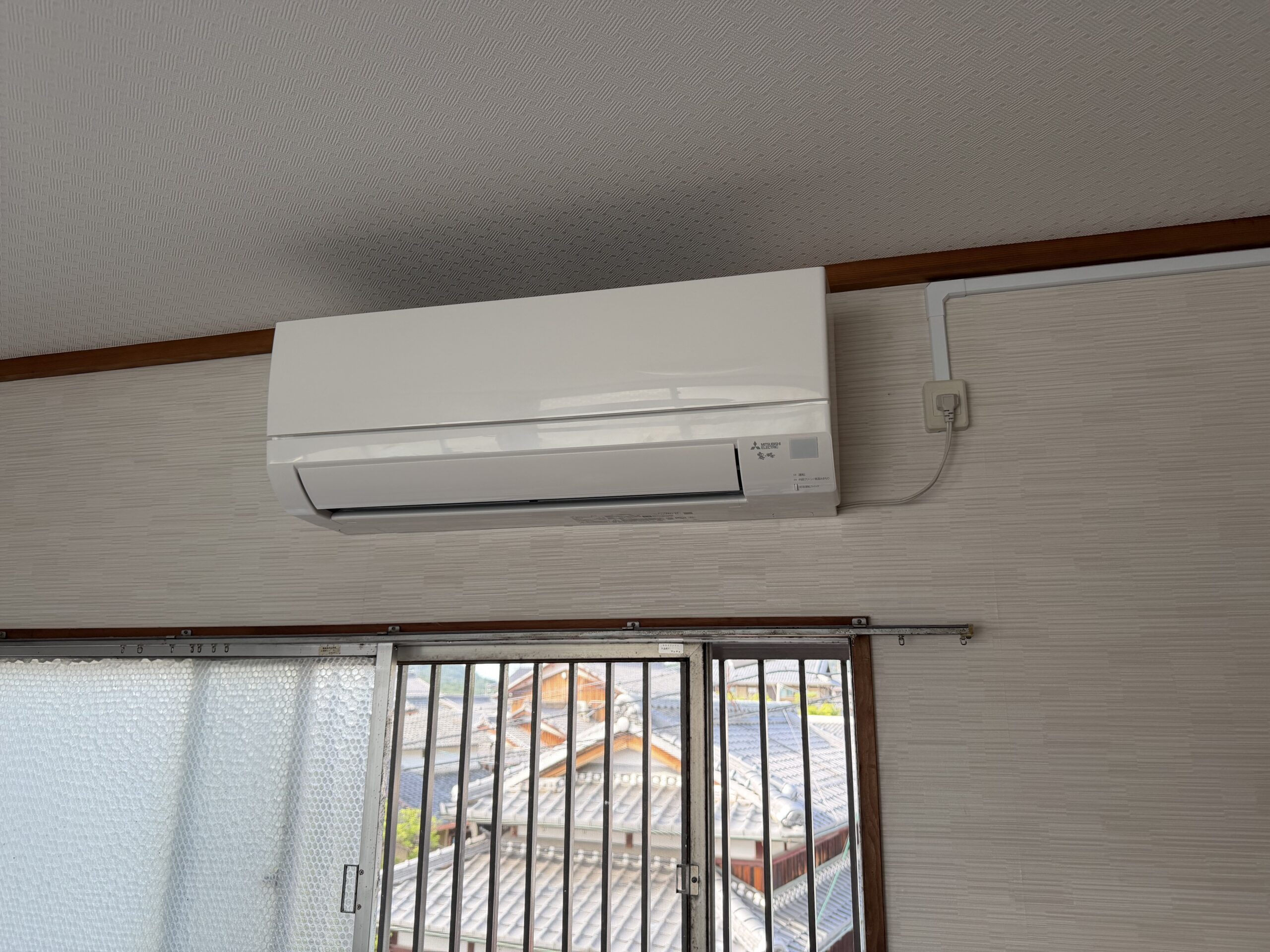 エアコン1台の交換と2台の新設 施工後写真1