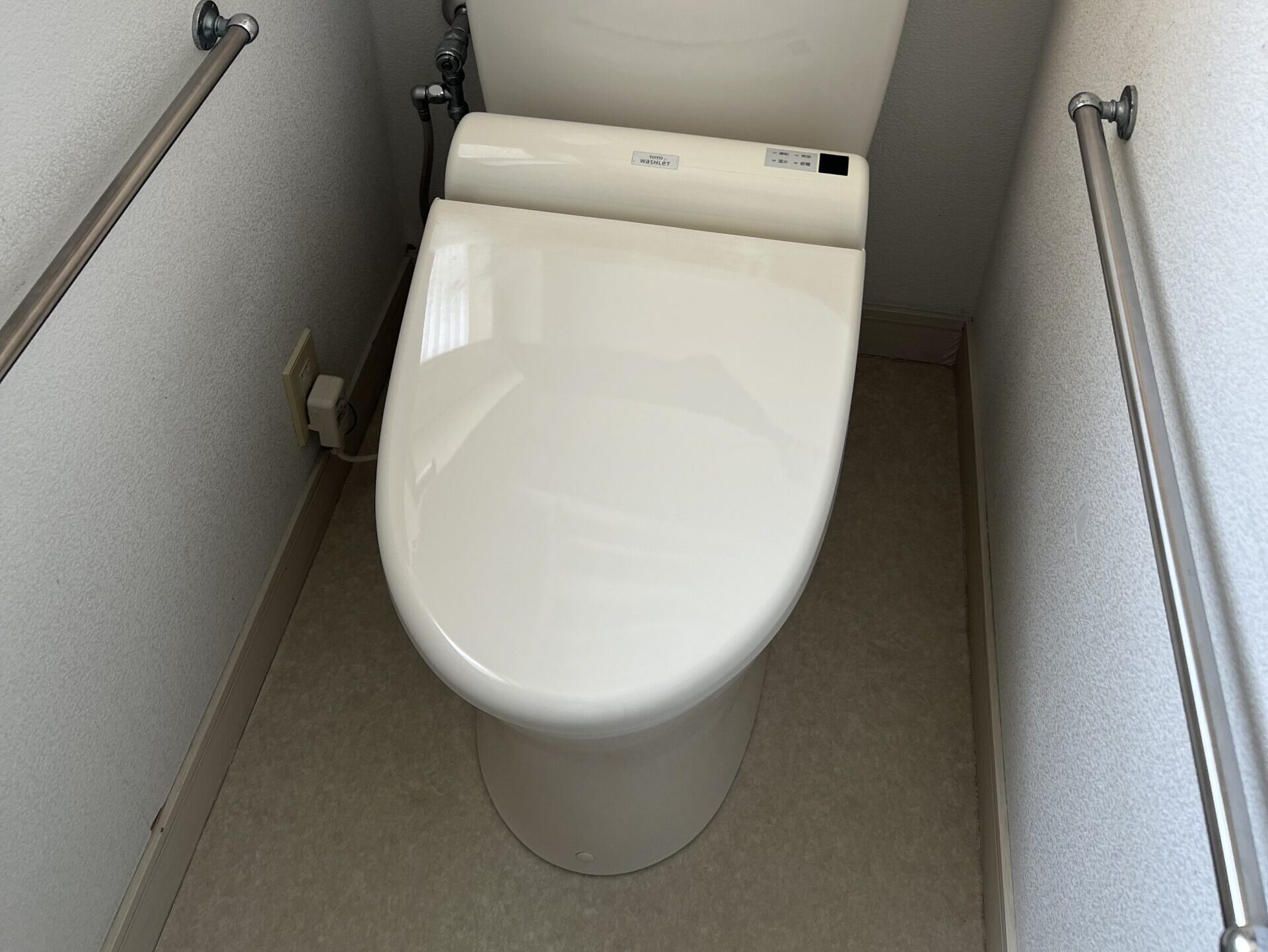 トイレ工事の施工前（Before）