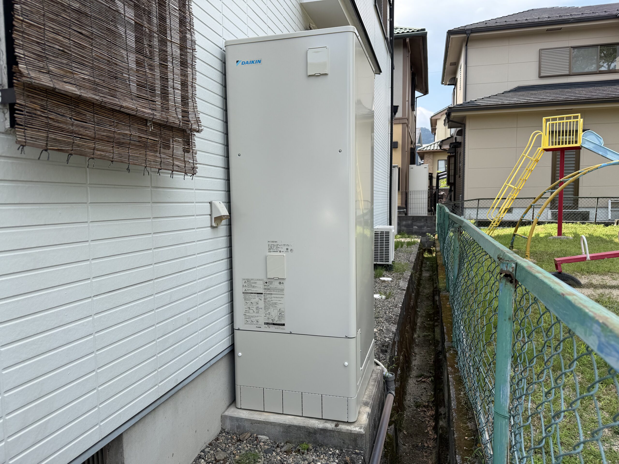 湖南市 ダイキン製エコキュート交換後 貯湯ユニット